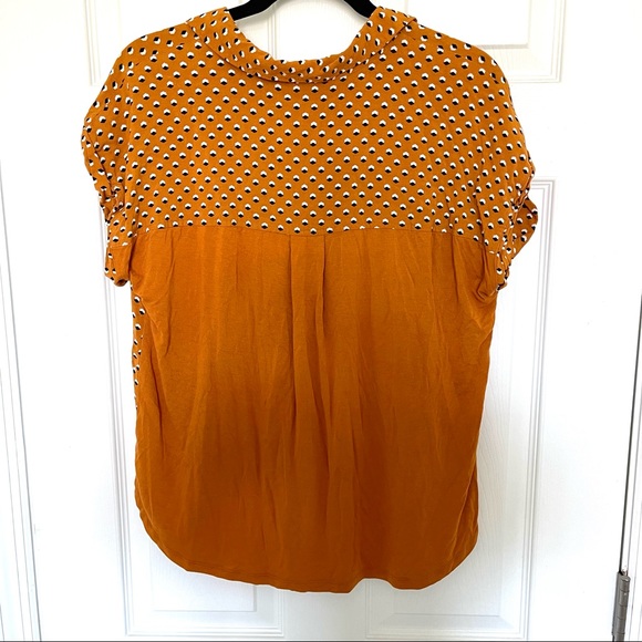 A new day orange blouse - Picture 3 of 3